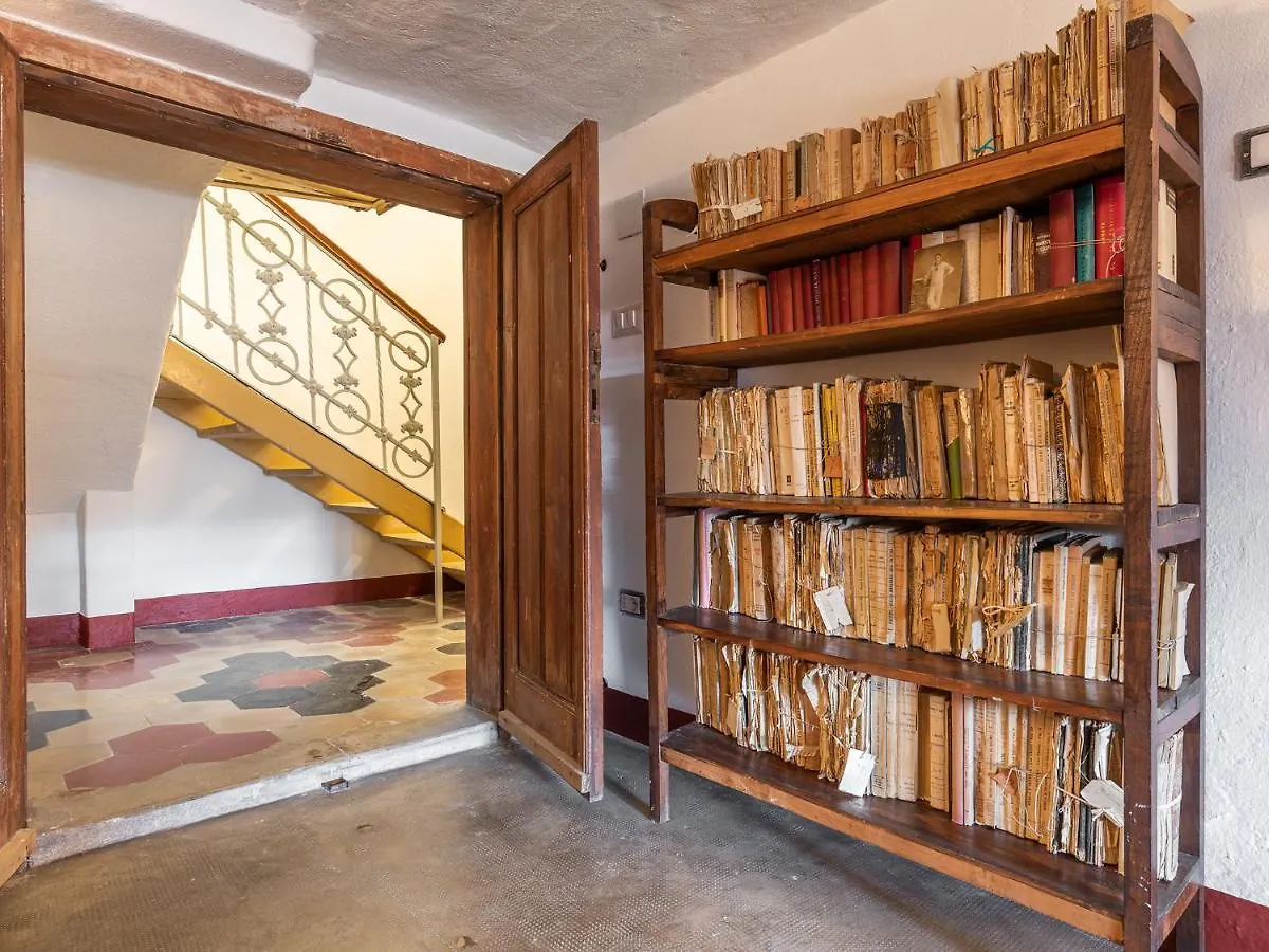 Palazzo Santa Caterina Bed & Breakfast Dorgali 2*,  Italy
